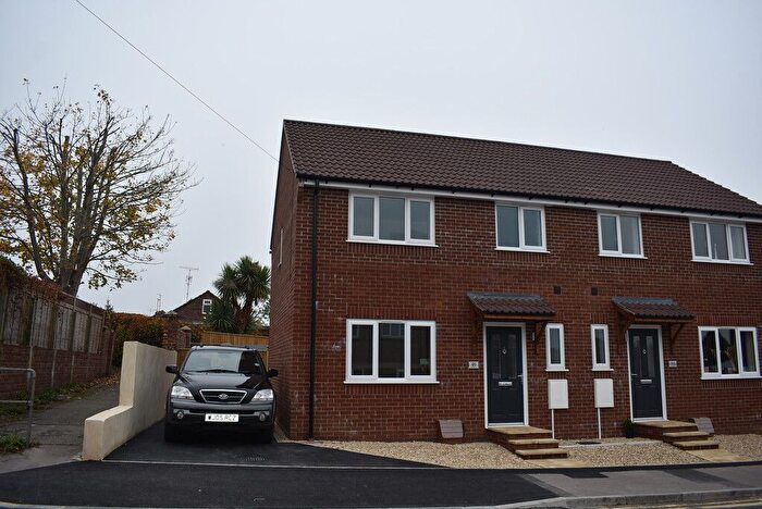 3 Bedroom Semi-Detached House To Rent In Central Yeovil, Somerset, BA21