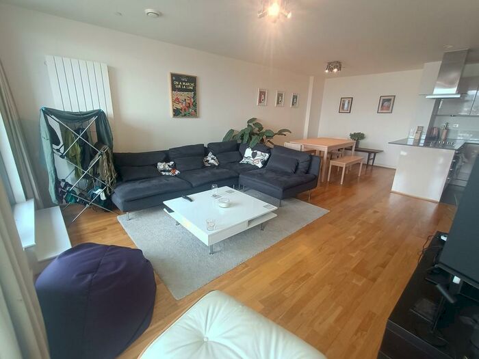 3 Bedroom Penthouse To Rent In Adagio Point, Laban Walk, London, SE8