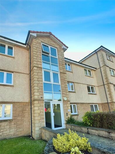 2 Bedroom Flat To Rent In Newlands Court, Bathgate, West Lothian, EH48