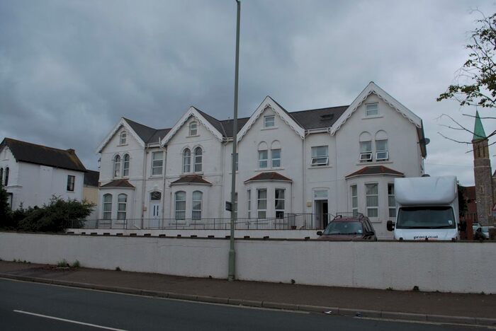 2 Bedroom Flat To Rent In Salterton Road, Exmouth, EX8