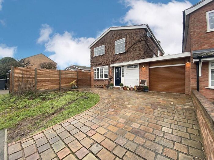 4 Bedroom Detached House For Sale In The Orchard, Riseley, Bedford, MK44