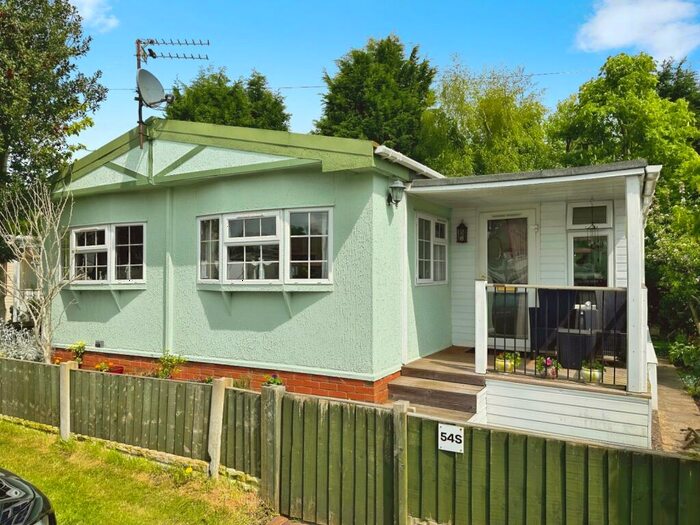 2 Bedroom Detached House For Sale In Stableford Caravan Park, Stableford, Newcastle, Newcastle-under-Lyme, ST5