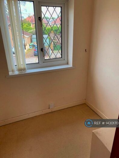 3 Bedroom Detached House To Rent In Brunant Road, Gorseinon, Swansea, SA4