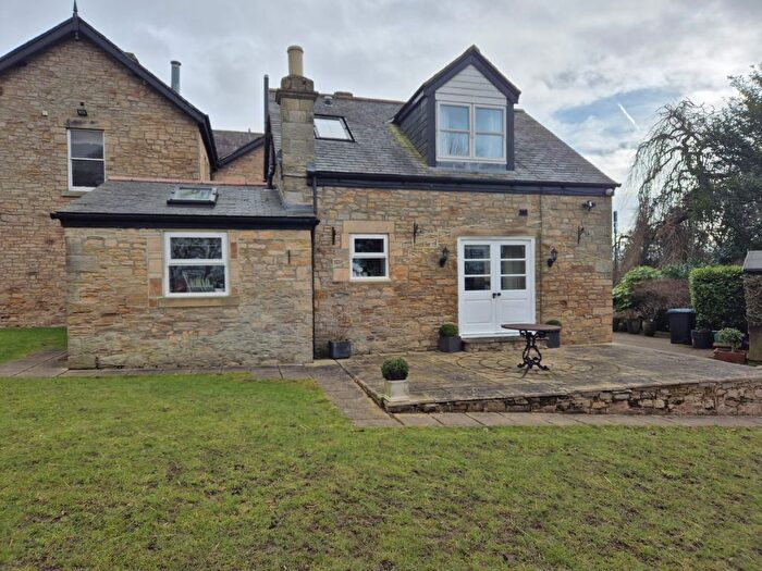 1 Bedroom Cottage To Rent In Fernhill, Crossgate Moor, Durham, DH1