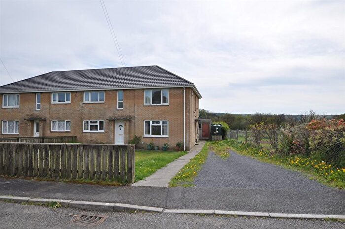 2 Bedroom Flat For Sale In Tawelan, Nantgaredig, Carmarthen, SA32