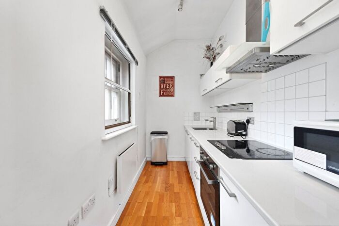1 Bedroom Flat To Rent In York Way, Kings Cross, N1