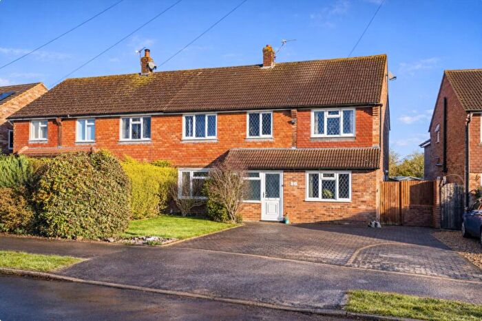 4 Bedroom Semi-Detached House For Sale In Butterfield Road, Wheathampstead, St. Albans, Hertfordshire, AL4