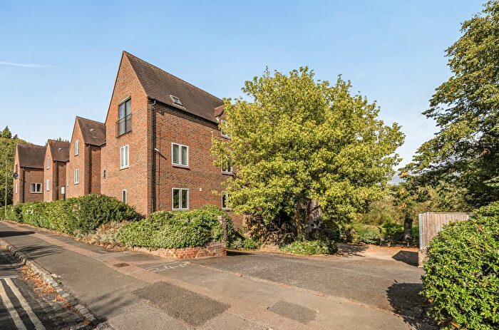 1 Bedroom Flat For Sale In Water Eaton Road, North Oxford, OX2