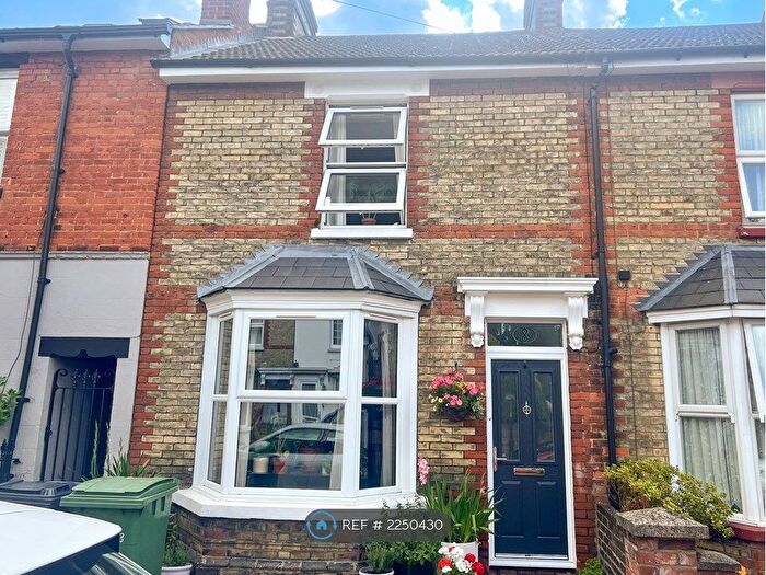 3 Bedroom Terraced House To Rent In Albany Street, Maidstone, ME14