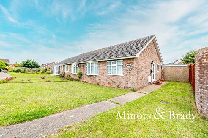 2 Bedroom Semi-Detached Bungalow For Sale In Damerson Went, Kessingland, NR33