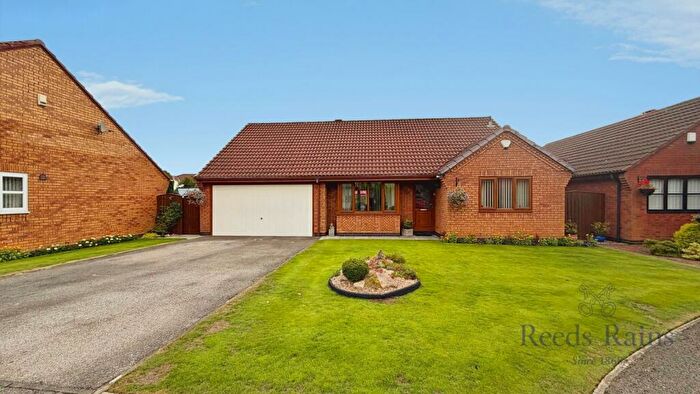 3 Bedroom Bungalow For Sale In Lunedale Close, Great Lumley, Chester Le Street, Durham, DH3
