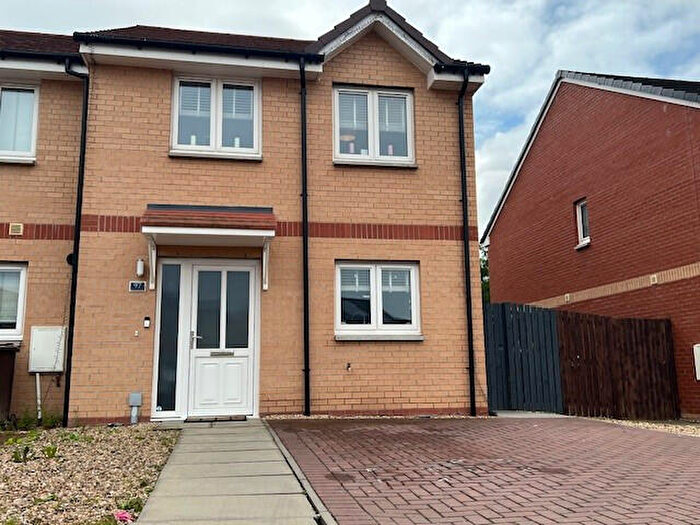 3 Bedroom End Of Terrace House For Sale In Broomfield Crescent, Glasgow, G21
