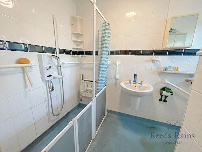 1 Bedroom Bungalow For Sale In Shawbury Road, Manchester, Greater Manchester, M23