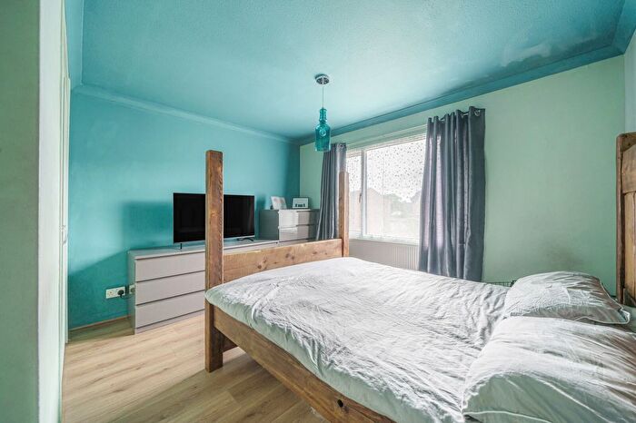3 Bedroom Terraced House For Sale In Landseer Walk, Abingdon, Oxfordshire, OX14