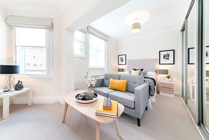 Terraced House To Rent In Chester House, - Eccleston Place, SW1W