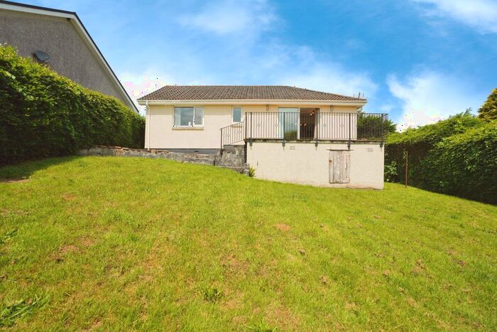 3 Bedroom Bungalow For Sale In Meadow Plash, Bodmin, Cornwall, PL30