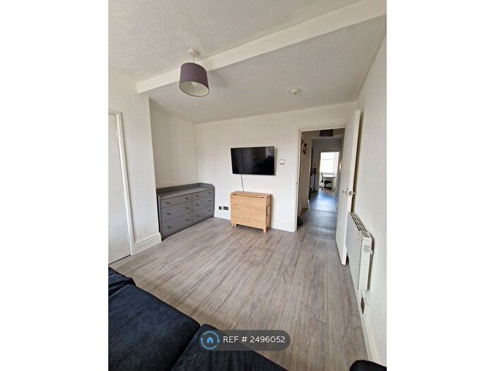 2 Bedroom Flat To Rent In Park Street, Bristol, BS1