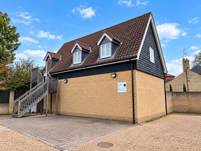 1 Bedroom Coach House To Rent In Mill Park Gardens, Mildenhall, IP28