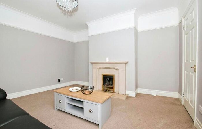 2 Bedroom Flat To Rent In Craghall Dene Avenue, Newcastle Upon Tyne, NE3