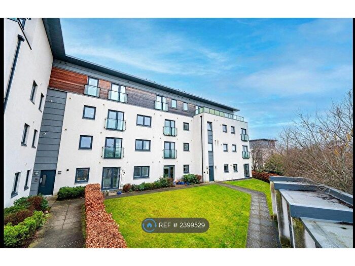 2 Bedroom Flat To Rent In Burnbrae Drive, Edinburgh, EH12
