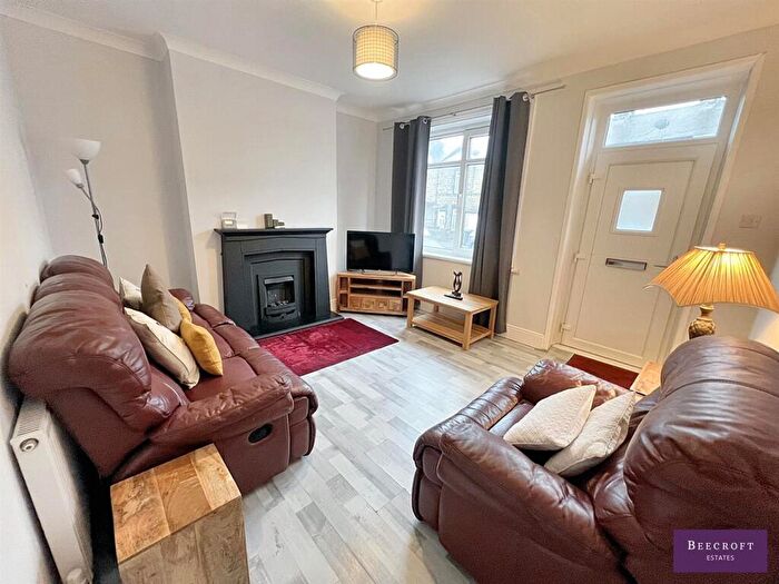 3 Bedroom Terraced House For Sale In Hough Lane, Wombwell, Barnsley, S73