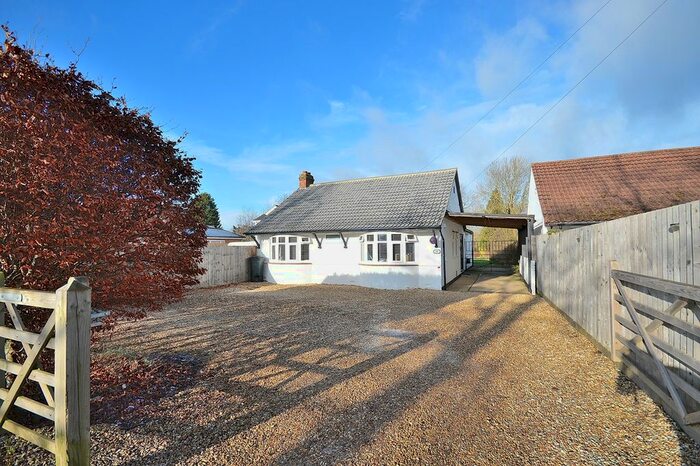 3 Bedroom Bungalow For Sale In Overstone Road, Sywell, Northampton, NN6