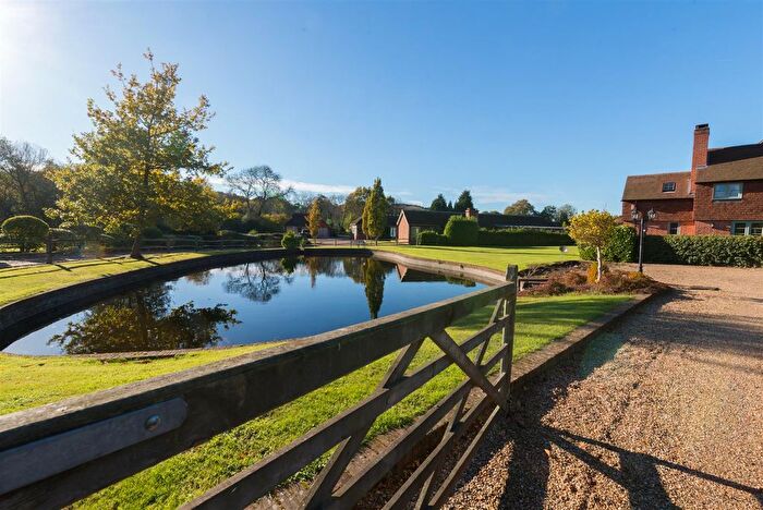 5 Bedroom Detached House To Rent In Norley Lane, Shamley Green, GU5