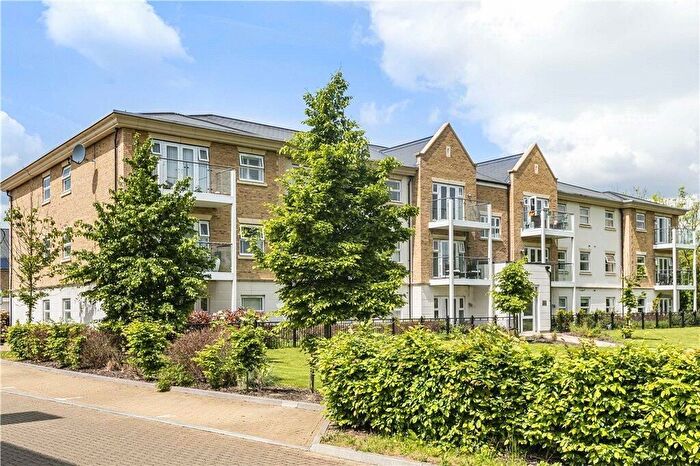 2 Bedroom Flat To Rent In Roper Crescent, Sunbury-On-Thames, TW16