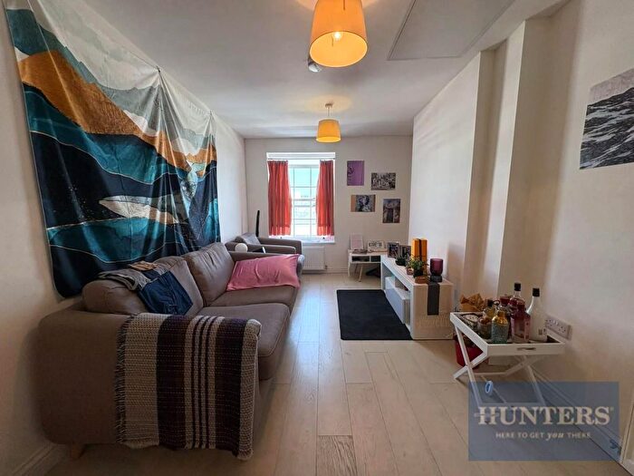 1 Bedroom Flat To Rent In Winchcombe Street, Flat, GL52