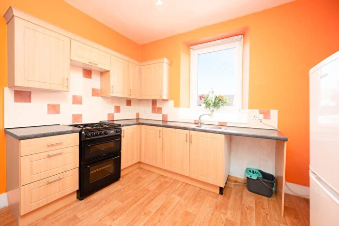 1 Bedroom Flat For Sale In Chestnut Row, Aberdeen, Aberdeen, AB25