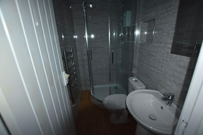 1 Bedroom Flat To Rent In Alfreton Road, Nottingham, NG7