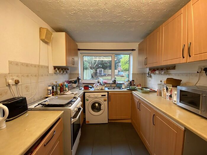 3 Bedroom Semi-Detached House To Rent In Upper Shaftesbury Avenue, Southampton, SO17