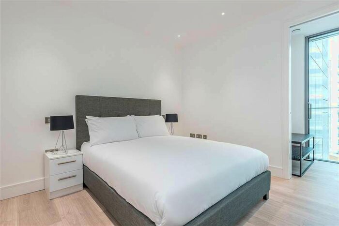1 Bedroom Flat To Rent In Carrara Tower, City Road, London, EC1V