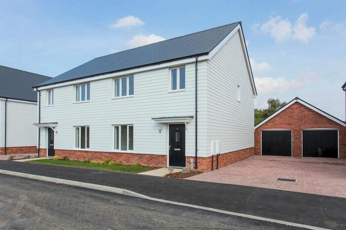 4 Bedroom Semi-Detached House To Rent In Talavera Road, Canterbury, CT1