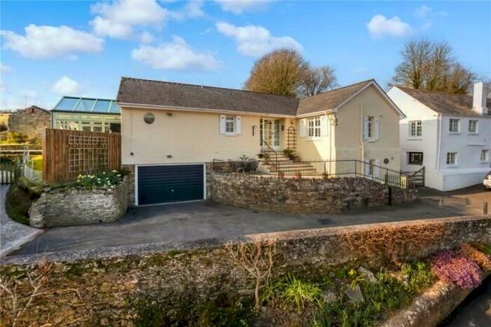 4 Bedroom Bungalow To Rent In South Pool, Kingsbridge, TQ7