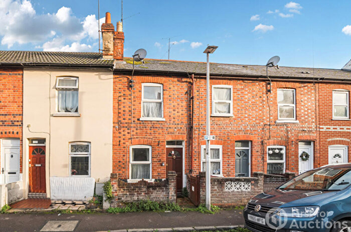2 Bedroom Terraced House For Sale In Wolseley Street, Reading, Berkshire, RG1