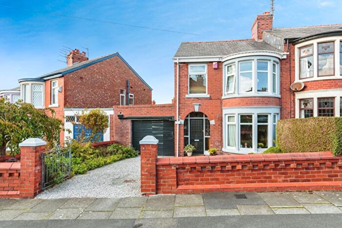 3 Bedroom End Of Terrace House For Sale In Hartford Avenue, Blackpool, Lancashire, FY1