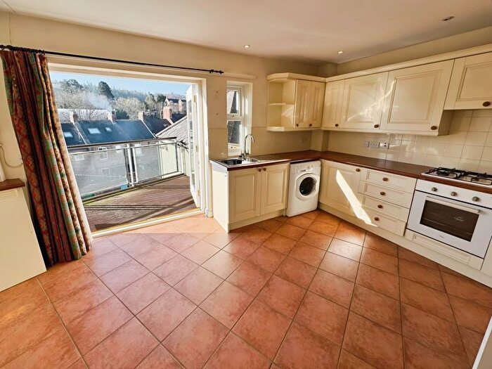 2 Bedroom Flat For Sale In Priestpopple, Hexham, NE46