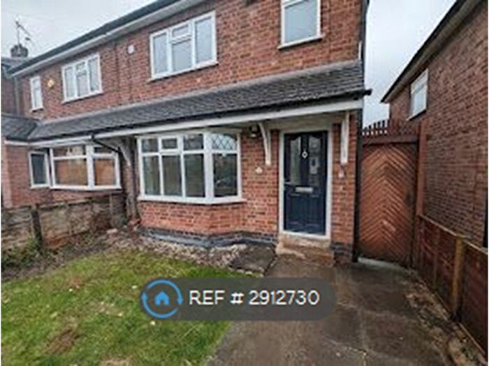 3 Bedroom Semi-Detached House To Rent In Park Drive, Leicester Forest East, Leicester, LE3