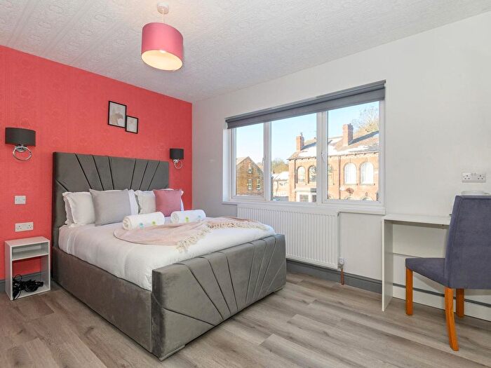 1 Bedroom Flat To Rent In City Of Leeds, LS12
