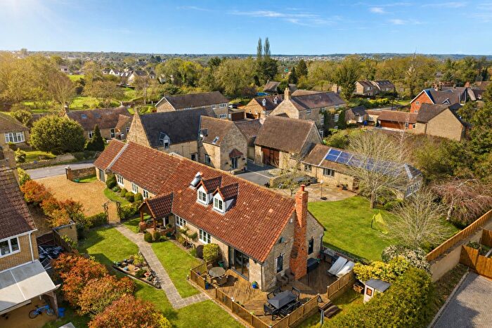 4 Bedroom Barn Conversion For Sale In Church Street, Weldon, Corby, NN17