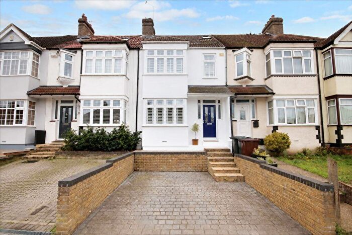 4 Bedroom Terraced House For Sale In Wilmot Road, West Dartford, DA1