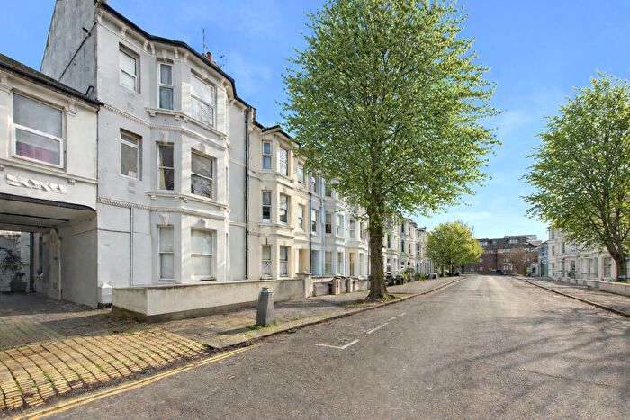 2 Bedroom Maisonette For Sale In Westbourne Street, Hove, BN3