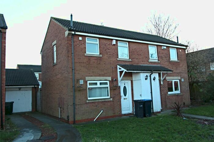 2 Bedroom Semi-Detached House To Rent In Barnard Court, Middlesbrough TS4