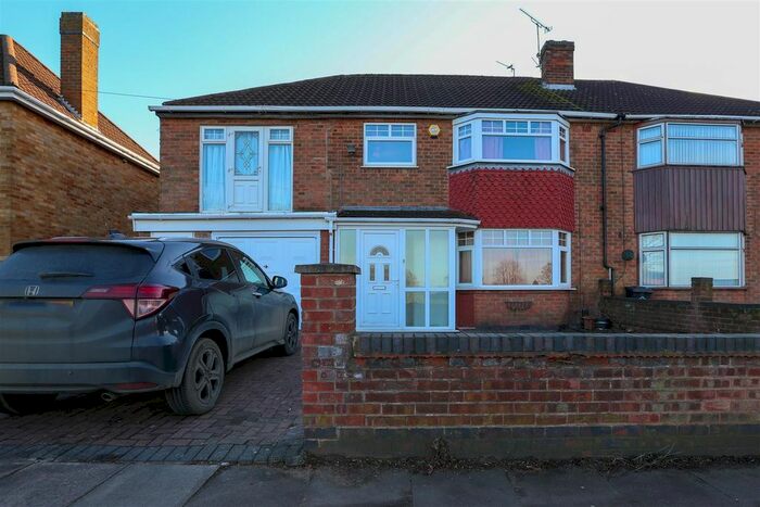 6 Bedroom Semi-Detached House To Rent In Ethel Road, Leicester, LE5