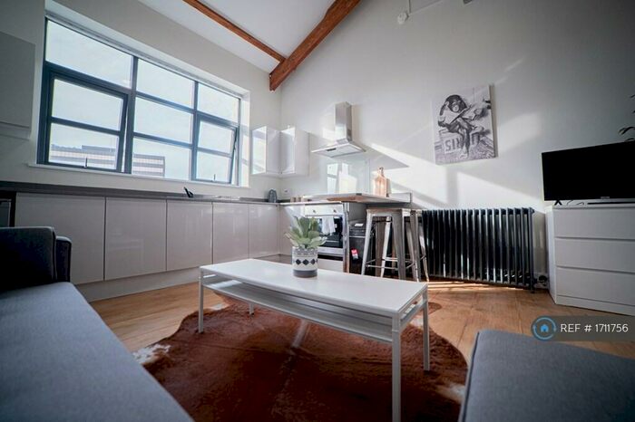 2 Bedroom Flat To Rent In Guildford Street, Luton, LU1