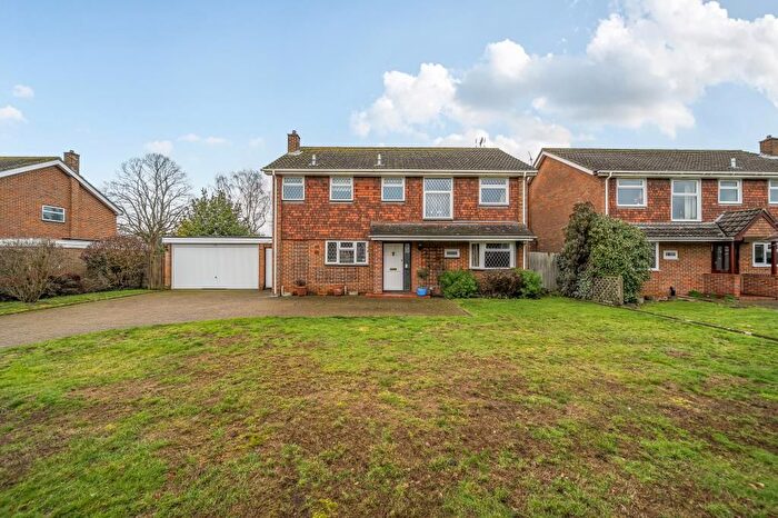 4 Bedroom Detached House For Sale In Maidenehad, Berkshire, SL6