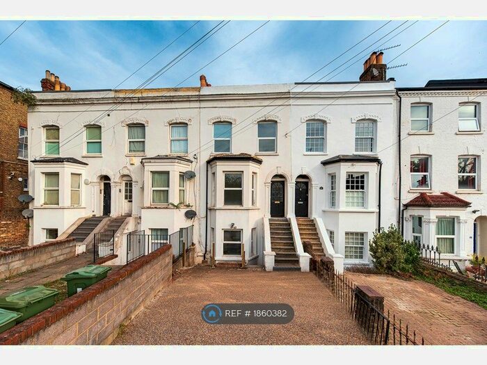 4 Bedroom Terraced House To Rent In Gipsy Road, London, SE27