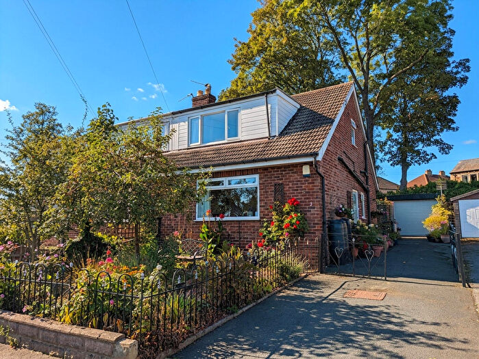 3 Bedroom Semi-Detached House For Sale In Cornwall Crescent, Bailiff Bridge, Brighouse, HD6