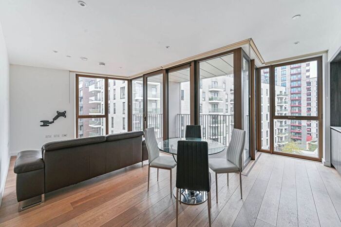 2 Bedroom Flat For Sale In Reminder Lane, North Greenwich, London, SE10